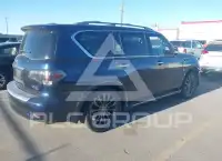 2017 Infinity QX80 photo