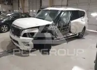 2017 Infinity QX80 фото