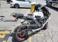 2017 Suzuki GSX-R750 фото