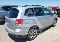 2017 Subaru Forester фото