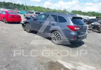 2017 Subaru Outback photo
