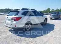 2017 Subaru Outback photo