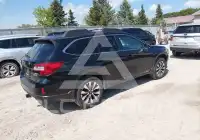 2017 Subaru Outback photo