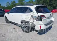 2017 Subaru Outback photo