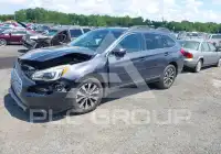 2017 Subaru Outback photo