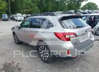 2017 Subaru Outback photo