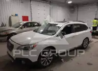 2017 Subaru Outback photo
