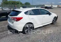 2017 Subaru Impreza фото