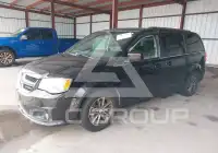 2017 Dodge Grand Caravan фото