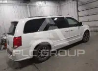 2017 Dodge Grand Caravan фото