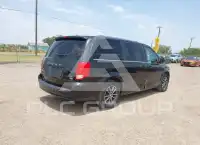 2017 Dodge Grand Caravan photo