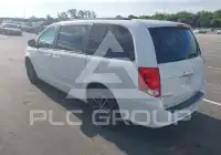 2017 Dodge Grand Caravan фото