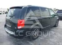 2017 Dodge Grand Caravan фото