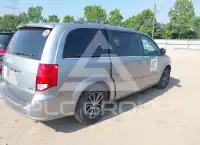 2017 Dodge Grand Caravan фото
