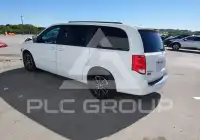 2017 Dodge Grand Caravan фото