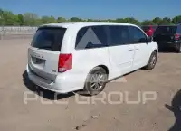 2017 Dodge Grand Caravan фото