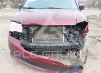2017 Dodge Grand Caravan фото