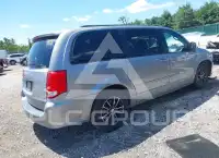 2017 Dodge Grand Caravan фото