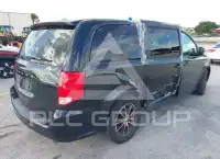 2017 Dodge Grand Caravan фото