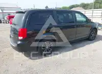 2017 Dodge Grand Caravan photo