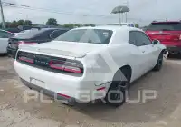 2017 Dodge CHALLENGER фото