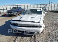 2017 Dodge CHALLENGER фото