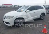 2017 Acura RDX photo