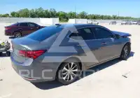 2017 Acura TLX photo