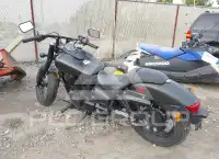 2017 Honda VT750 фото