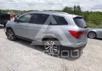 2017 Honda PILOT photo