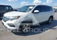 2017 Honda PILOT photo
