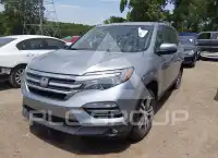 2017 Honda PILOT photo