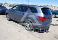 2017 Honda PILOT photo