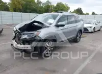 2017 Honda PILOT photo