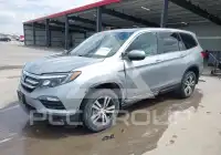 2017 Honda PILOT photo