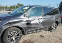 2017 Honda PILOT photo