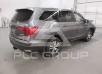 2017 Honda PILOT photo