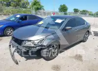 2017 Honda Accord фото