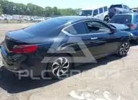 2017 Honda Accord фото