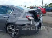 2017 Honda Accord photo