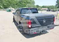 2017 Honda RIDGELINE photo