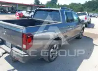 2017 Honda RIDGELINE photo