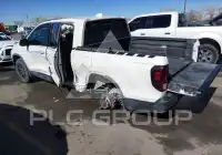 2017 Honda RIDGELINE photo