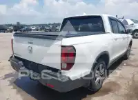 2017 Honda RIDGELINE photo