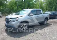 2017 Honda RIDGELINE photo