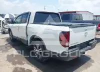 2017 Honda RIDGELINE photo