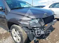 2017 Jeep COMPASS фото
