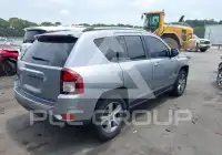 2017 Jeep COMPASS фото