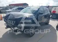 2017 Jeep COMPASS photo