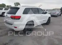 2017 Jeep Grand Cherokee фото